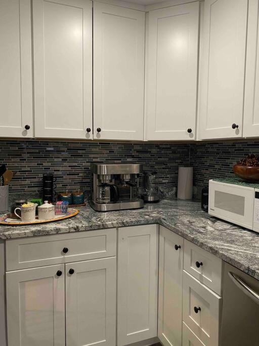 Unique & Peaceful Boston Home 외부 사진