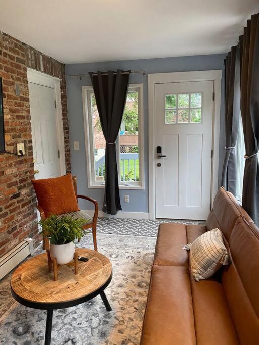 Unique & Peaceful Boston Home 외부 사진