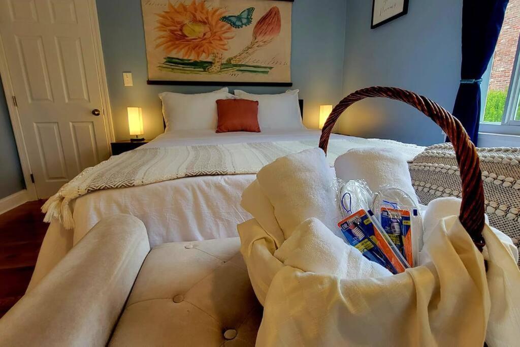 Unique & Peaceful Boston Home 외부 사진