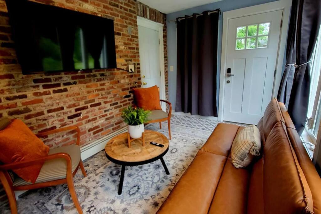 Unique & Peaceful Boston Home 외부 사진